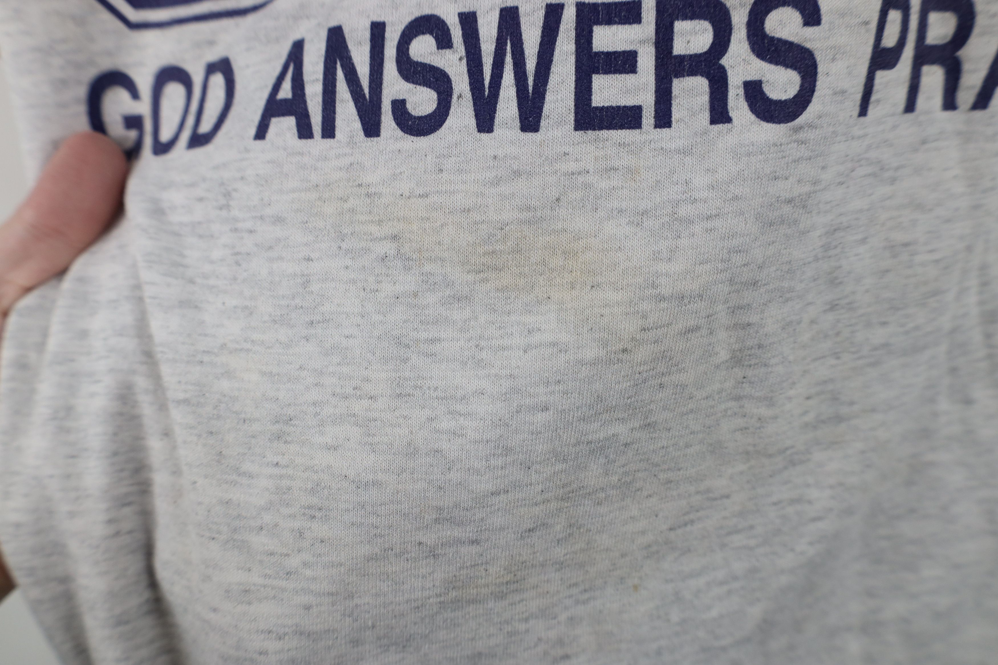 Vintage Vintage 90s Streetwear GAP God Answers Prayers T-Shirt Size US L / EU 52-54 / 3 - 5 Thumbnail