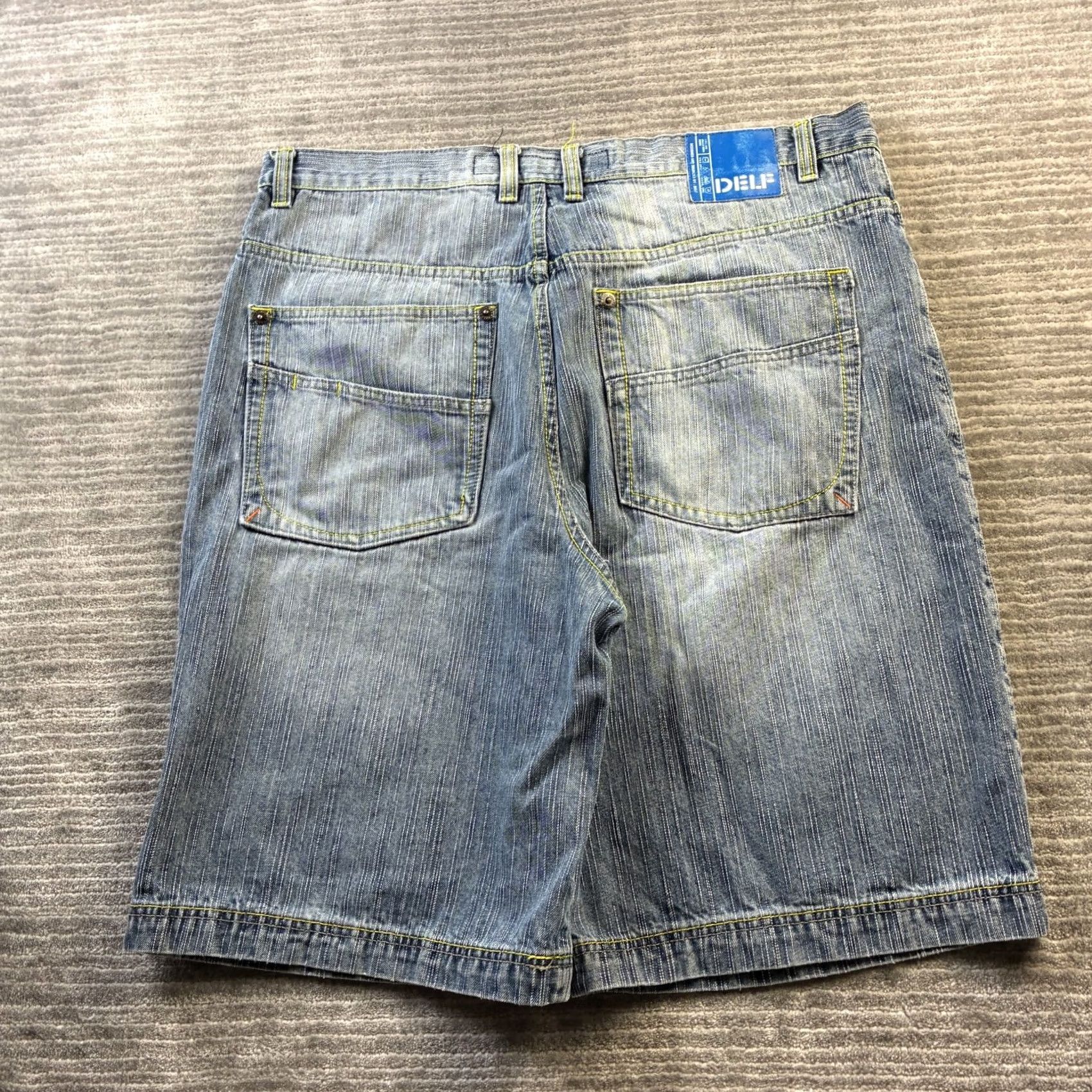 Vintage VINTAGE Delf Jeans Shorts 40 Blue 13" Inseam 5-Pocket Relaxed Bermuda Hip Hop Grunge 90s Mens Denim Baggy Casual Summer Spring Size US 40 / EU 56 - 2 Thumbnail