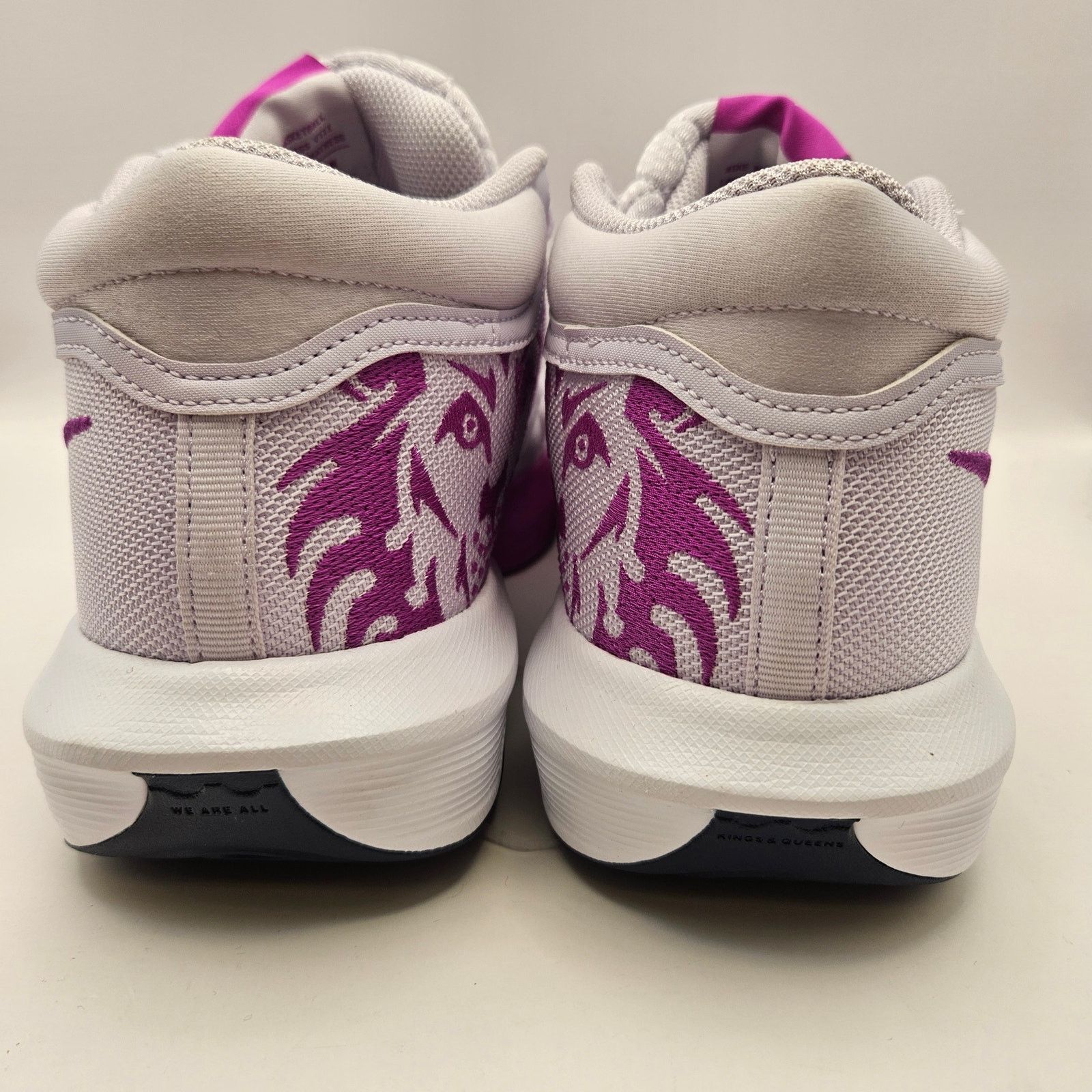 Nike NIKE LEBRON SIZE 9 WITNESS 9 BARELY GRAPE HYPER VIOLET Size US 9 / EU 42 - 3 Thumbnail