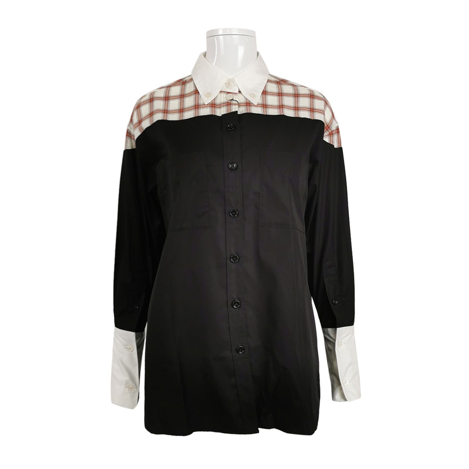 Burberry Burberry Women 0 Button Ups Size XS / US 0-2 / IT 36-38 - 1 Thumbnail