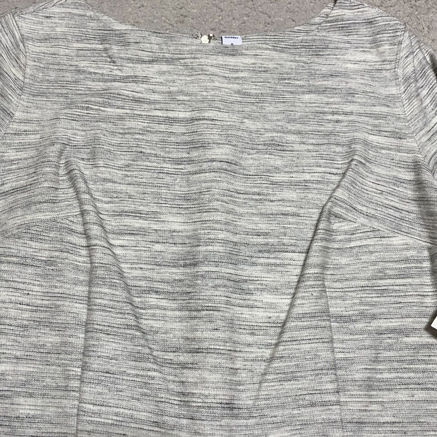 Old Navy NWT Old Navy Dress Womens Medium Gray Knit 3/4 Bell Sleeve Pullover Midi New Size M / US 6-8 / IT 42-44 - 6 Thumbnail
