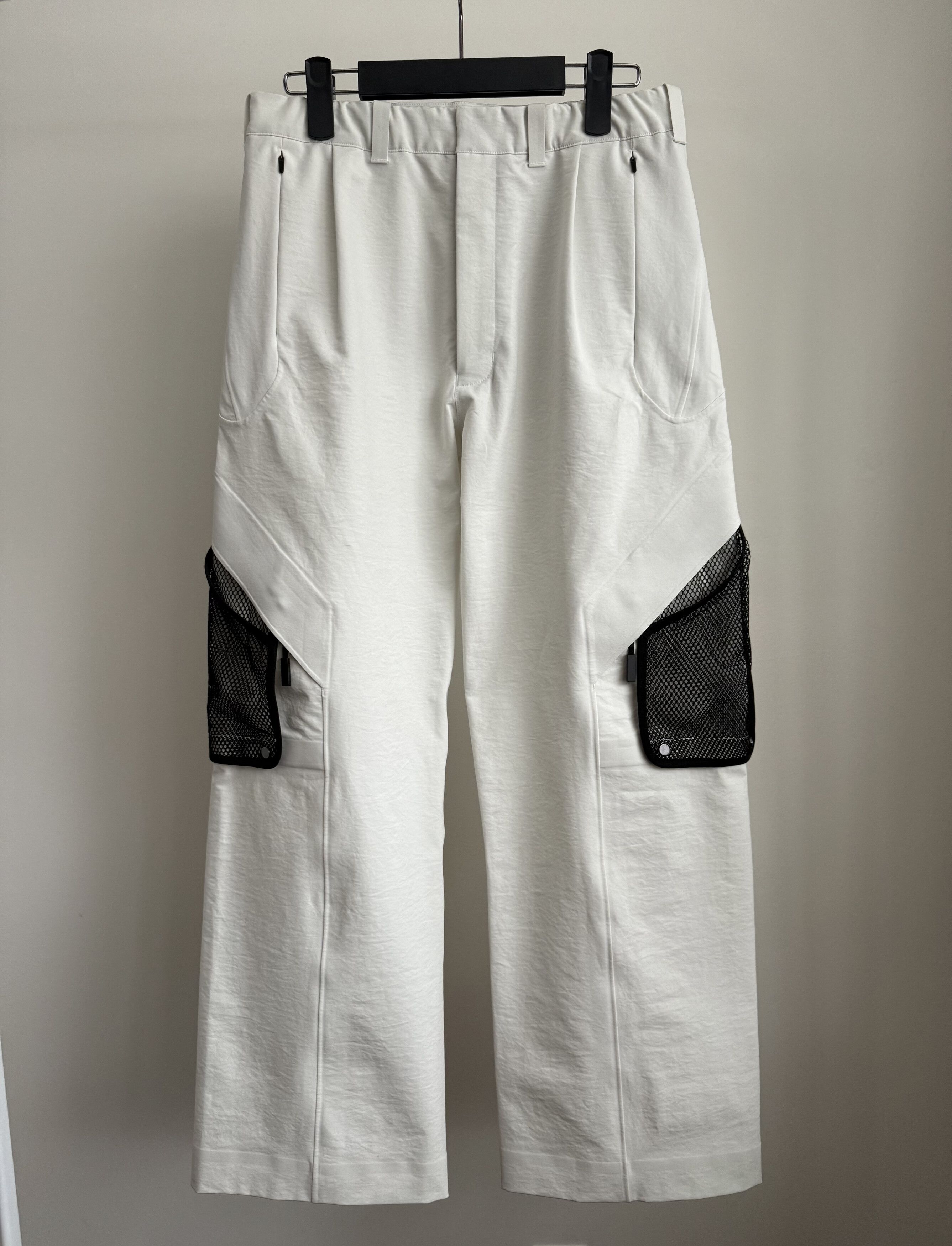 Goldwin Off-White Double Cloth Straight Cargo Trousers Size US 29 - 2 Thumbnail