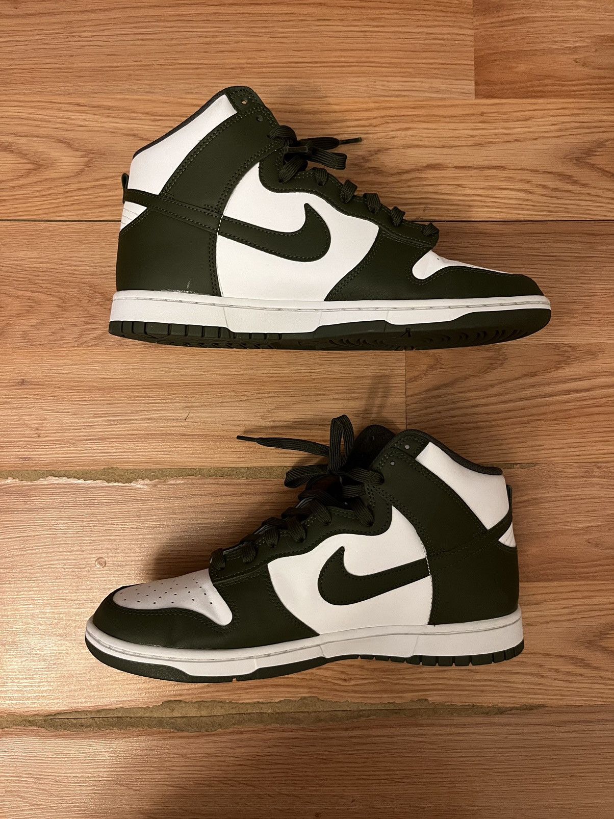 Nike Nike Dunk High Cargo Khaki Size US 10.5 / EU 43-44 - 1 Thumbnail