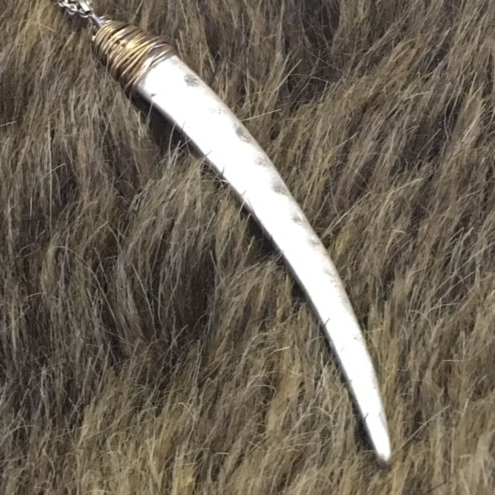 Jewelry Envious hammered wire wrapped dagger necklace Size ONE SIZE - 6 Thumbnail