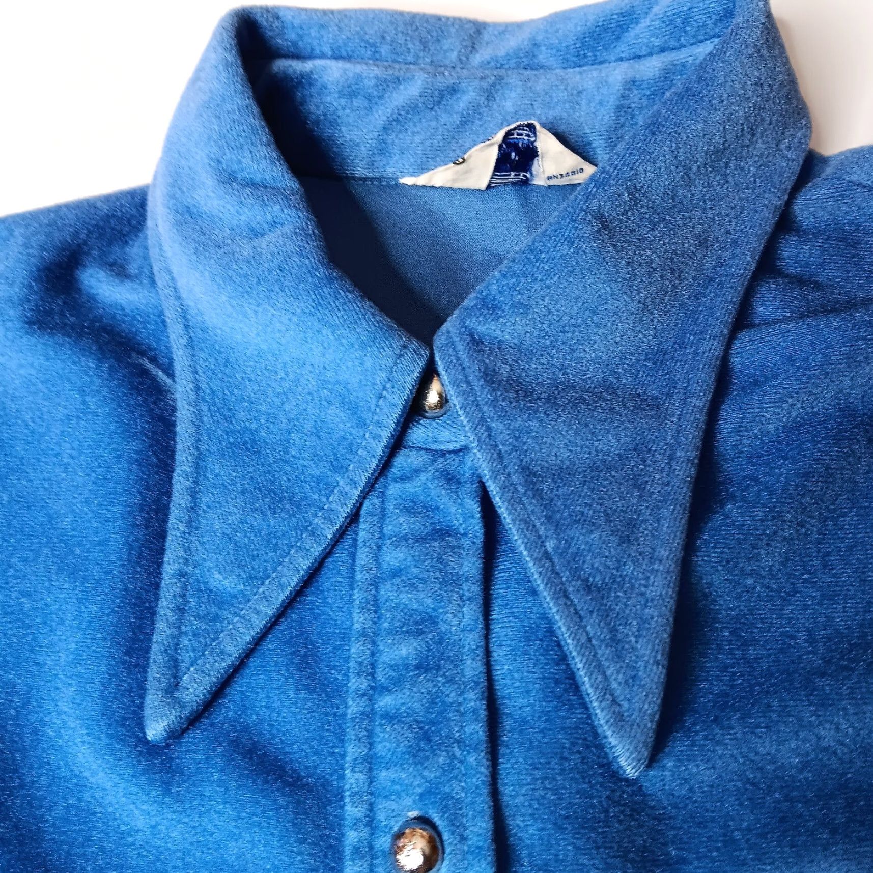 Velour VINTAGE Cracker Barrel Shirt Women L Velour Button Down Blue 1970s Disco Casual Flaws Women L Size L / US 10 / IT 46 - 4 Thumbnail