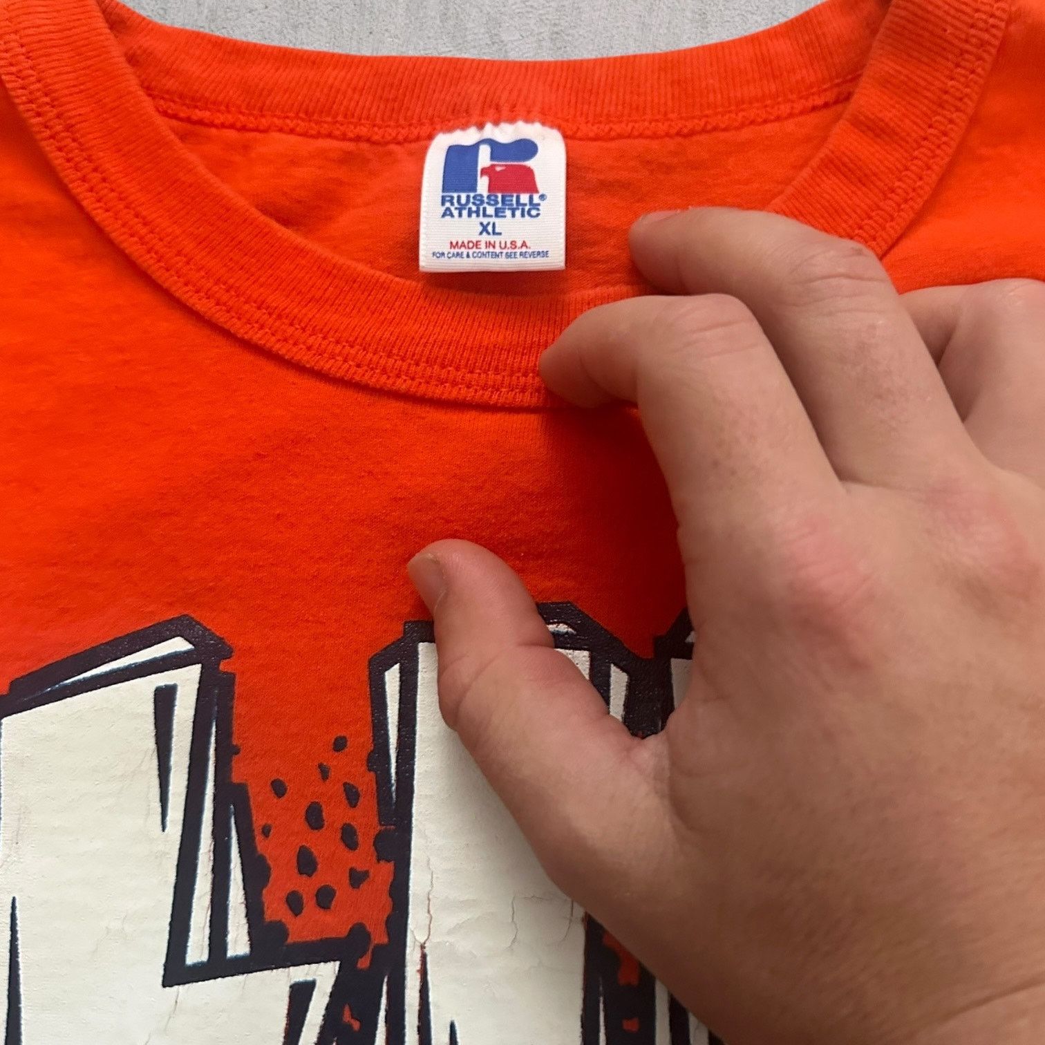 Russell Athletic Cliff dwellers auburn orange Russel Size US XL / EU 56 / 4 - 3 Thumbnail