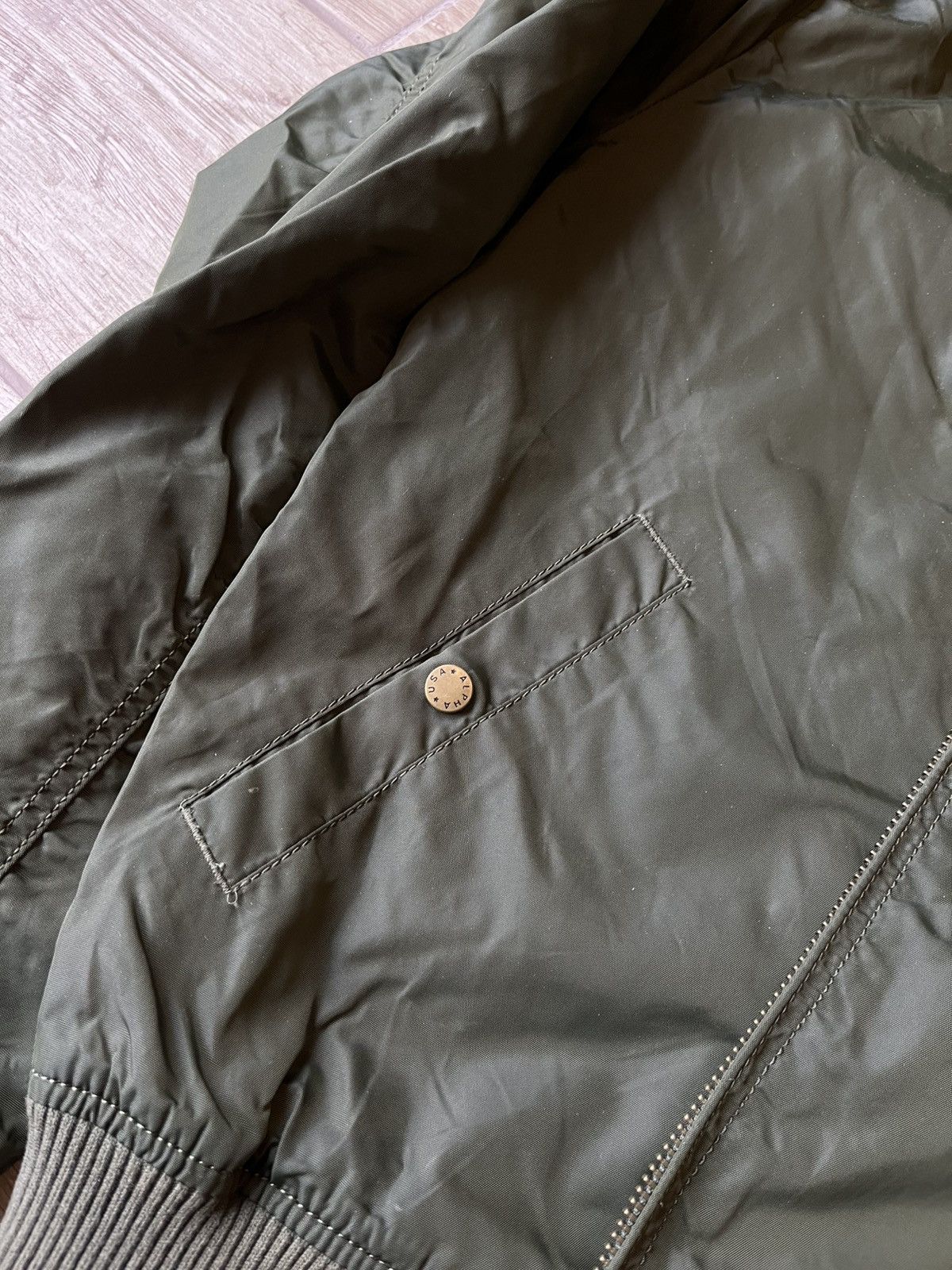 Alpha Industries Alpha Industries MA-1 Olive Pilots Bomber Jacket M Size Size US M / EU 48-50 / 2 - 8 Thumbnail
