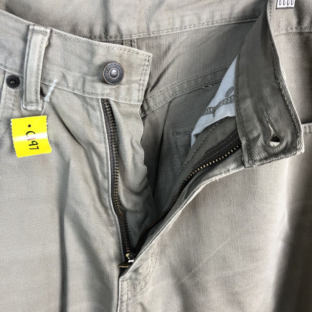 Levi's DL Levis 505 Cream Casual Pants #C197 Size US 32 / EU 48 - 11 Thumbnail