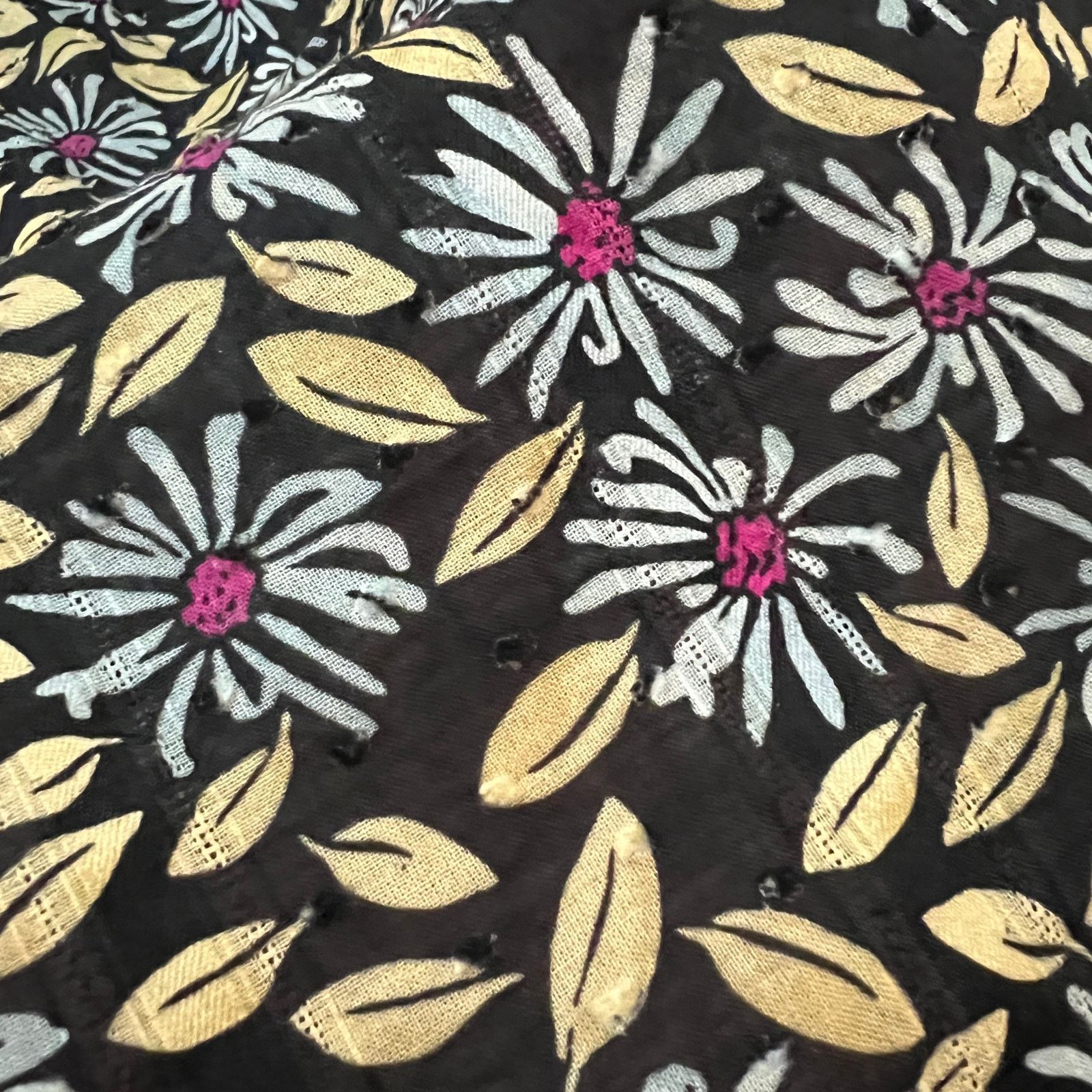 Joie Isa Reut Ruffled Embroidery Dot Smocked Floral Blouse Size S / US 4 / IT 40 - 13 Thumbnail