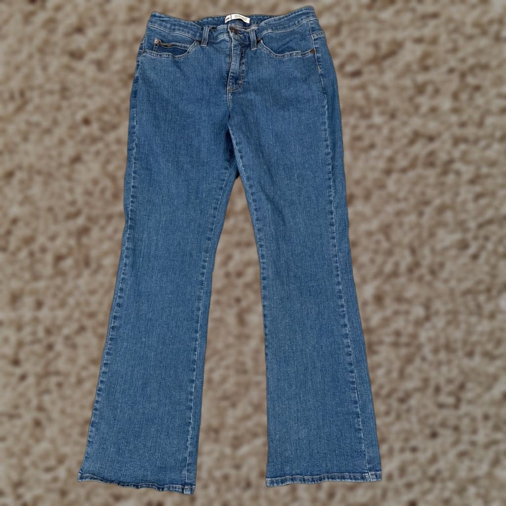Lee Lee Jeans Women Boots Cut Denim 29x30 Blue Mid Rise 10 Regular Inseam 30 5-Pocket Cotton Blend Vintage No - Size 32" / US 10 / IT 46 - 1 Thumbnail