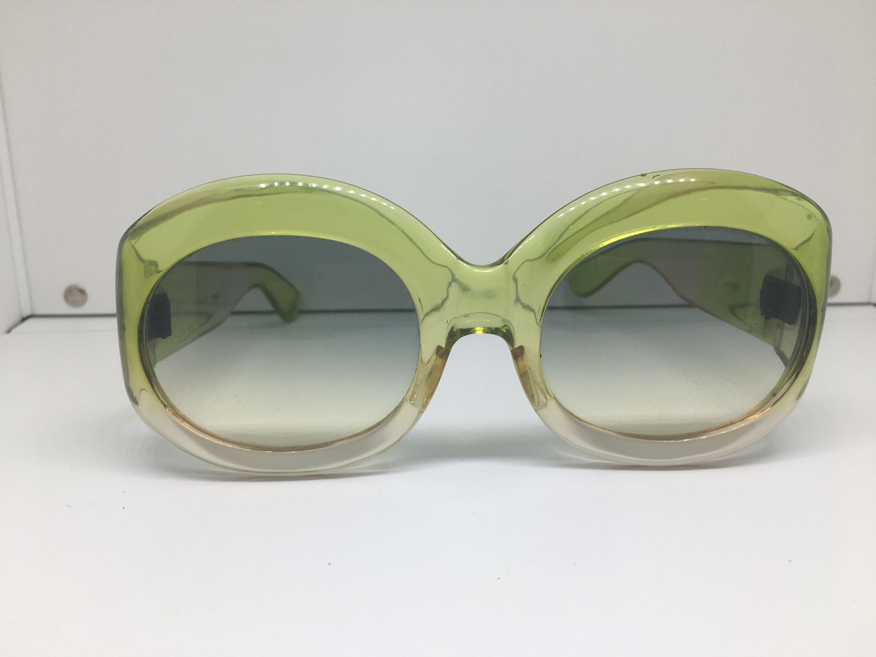 Givenchy GIVENCHY PARIS 'JASMIN' HAUTE COUTURE LUNETTES DE SOLEIL Size ONE SIZE - 1 Thumbnail