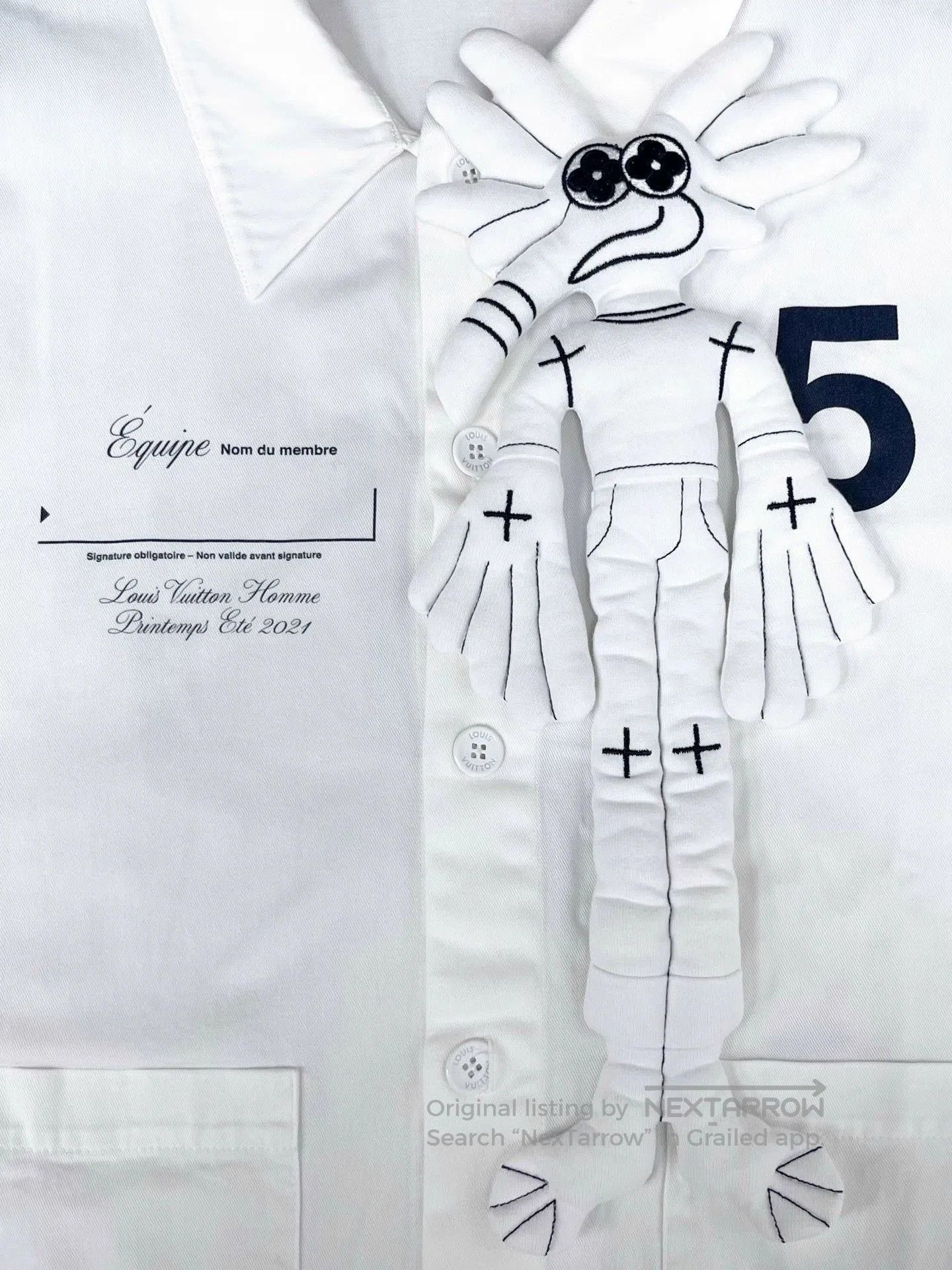 Louis Vuitton louis vuitton oversized logo short sleeve shirt. Size US XL / EU 56 / 4 - 5 Thumbnail