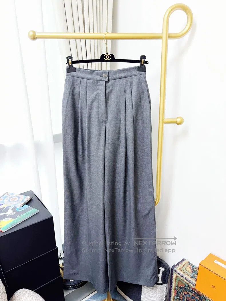 Chanel Chanel 22C dark gray suit trousers Size 24" / US 00 / IT 34 - 1 Thumbnail