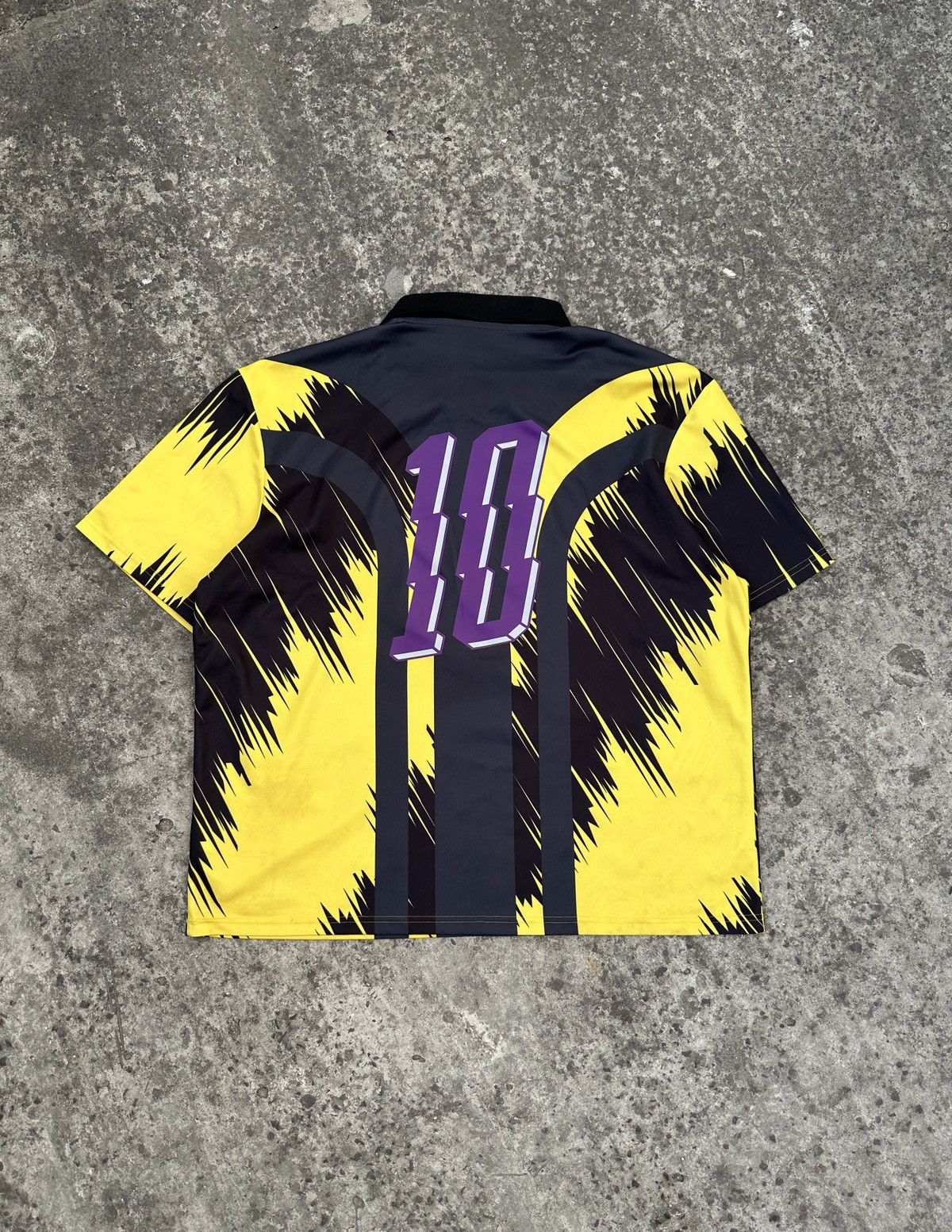 Puma Puma Borussia Dortmund 10 Soccer Jersey Street Soccer Cup XL Size US XL / EU 56 / 4 - 4 Thumbnail