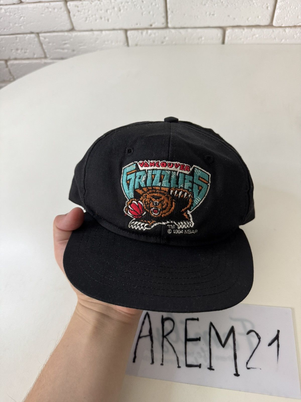 Sports Specialties Vancouver Grizzlies 1994 vintage Sports Specialties cap Size ONE SIZE - 2 Thumbnail