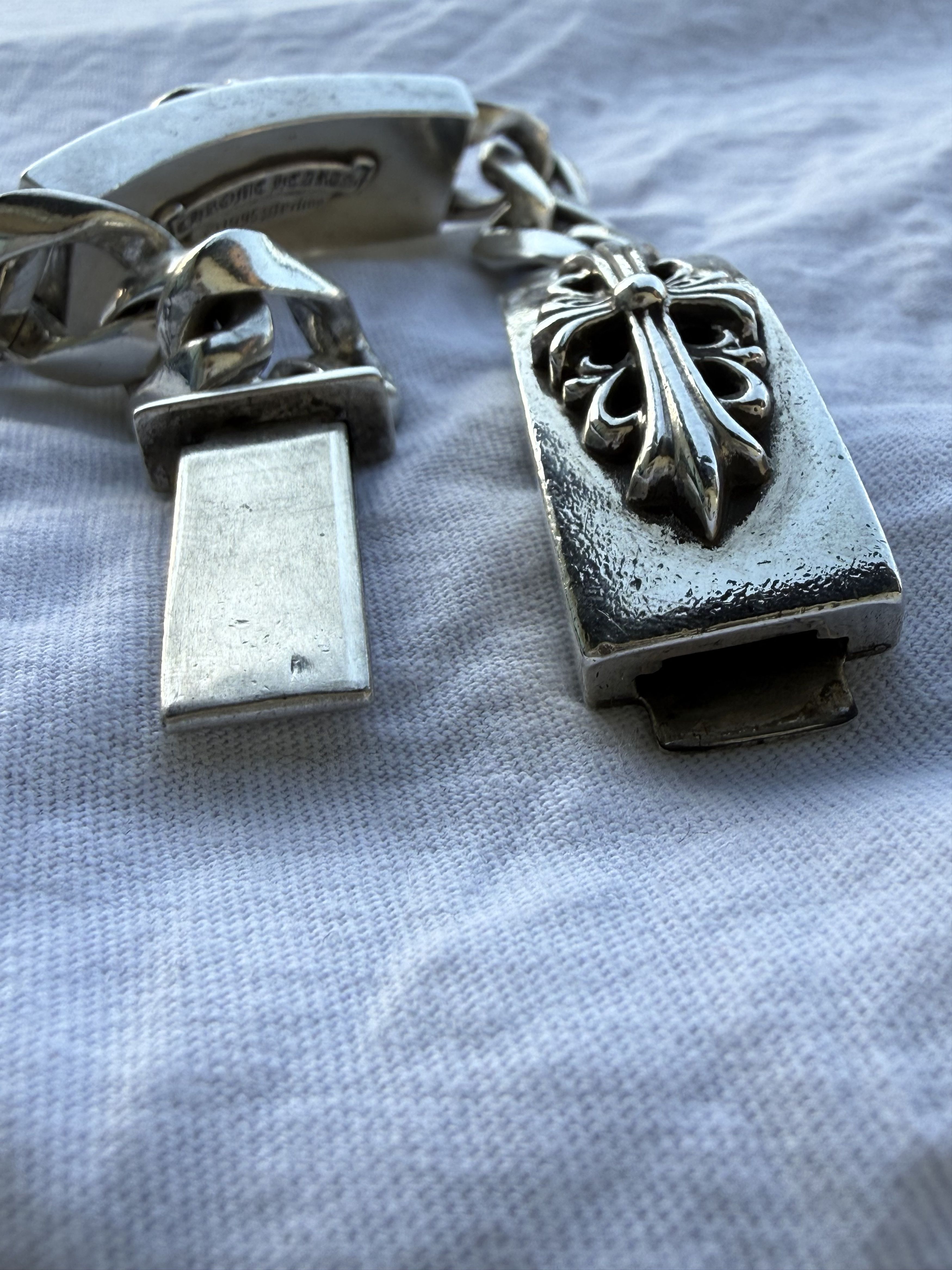 Chrome Hearts Chrome Hearts Daggheart & Floral ID Bracelet Size ONE SIZE - 16 Thumbnail