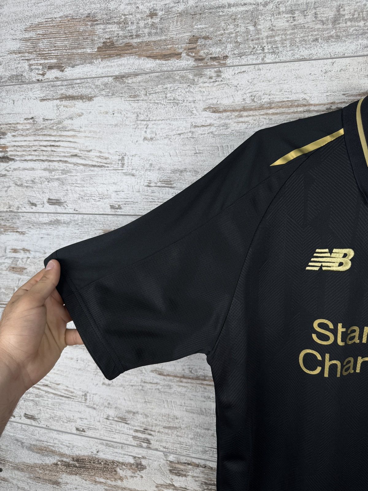 New Balance × Vintage Mens Vintage New Balance Liverpool FC T-shirt FIFA jersey Size US XL / EU 56 / 4 - 4 Thumbnail