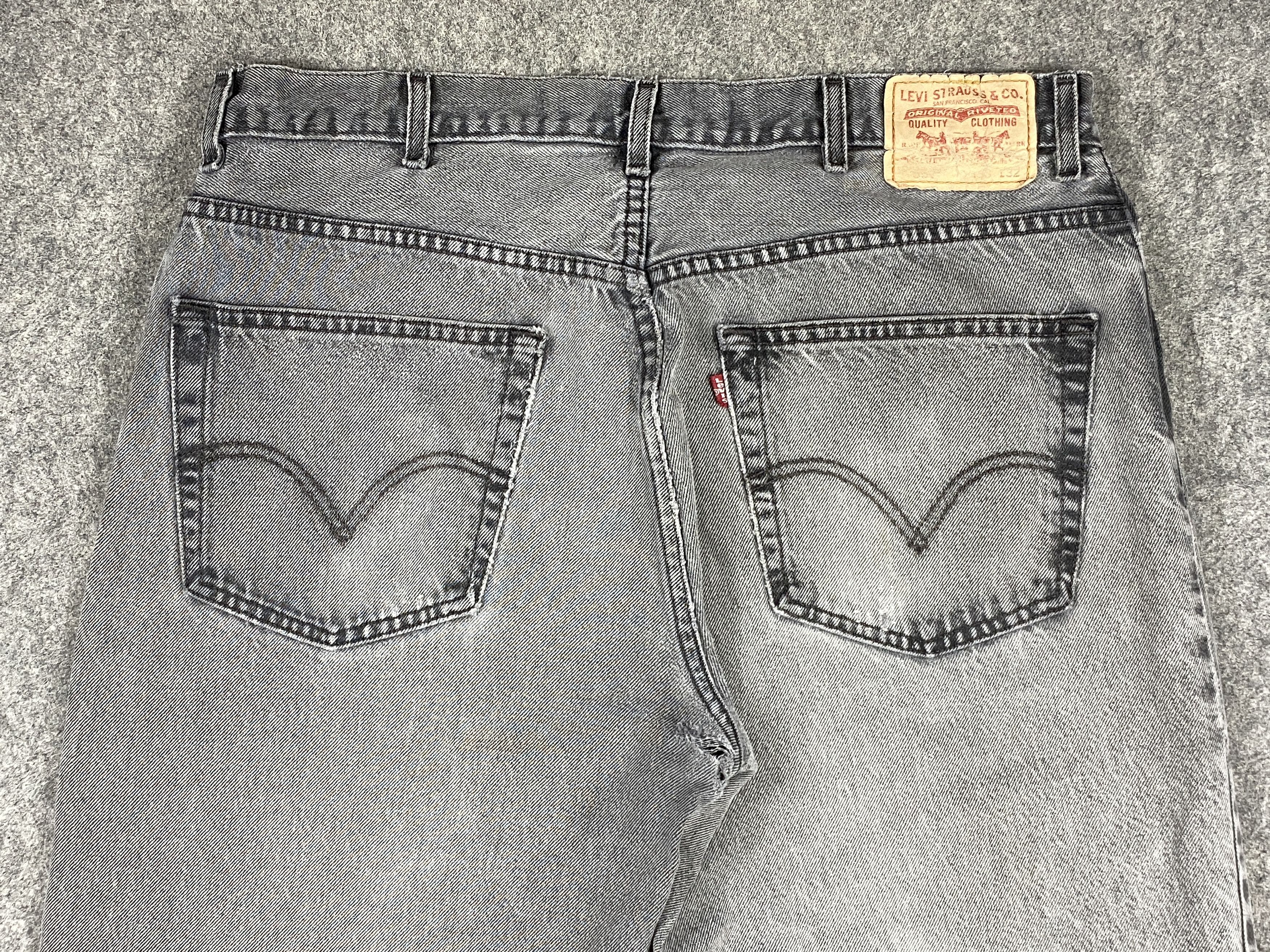 Japanese Brand Grey Vintage Levi's 550 Jeans 37x31 Denim -JN1827 Size US 37 - 4 Thumbnail