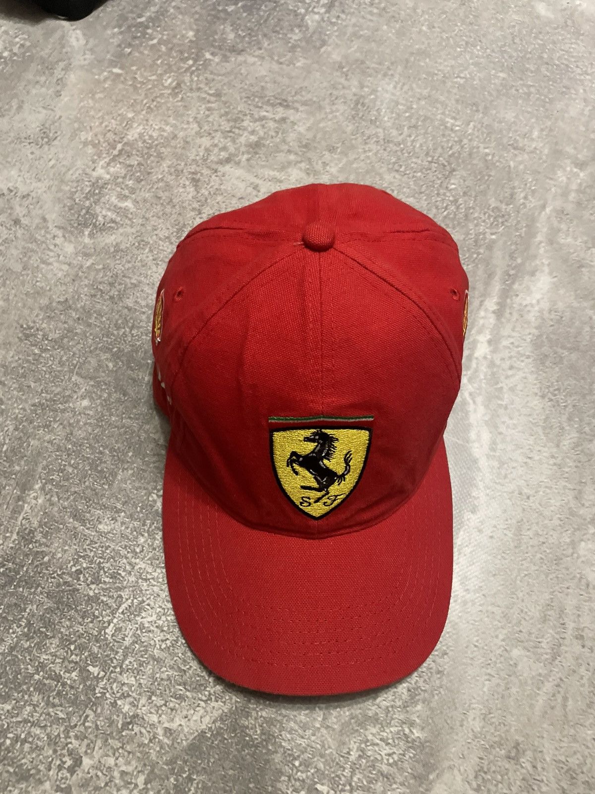 Ferrari × Formula 1 Vintage Ferrari 2002 Racing Cap Size ONE SIZE - 6 Thumbnail
