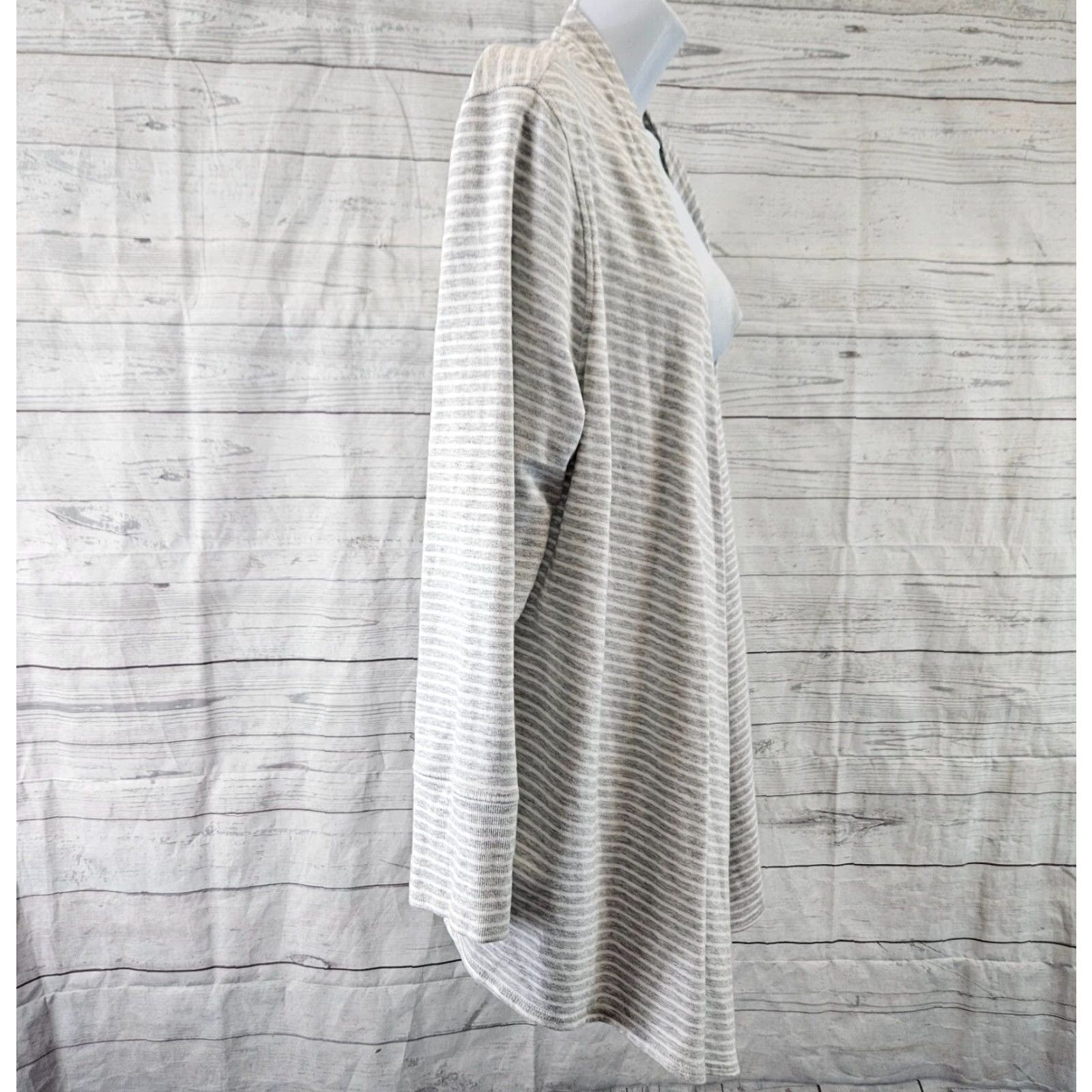 Vintage Chico's Zenergy Cardigan Womens Striped Open Front Cotton Blend L Gray Cardi Girls/ Womens Size L / US 10 / IT 46 - 3 Thumbnail