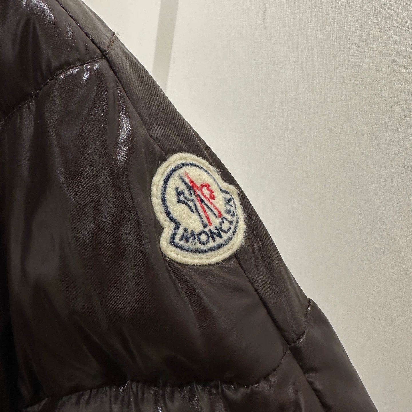 Moncler Moncler mar93 laced logo white duck down jacket 2 Size XS / US 0-2 / IT 36-38 - 6 Thumbnail
