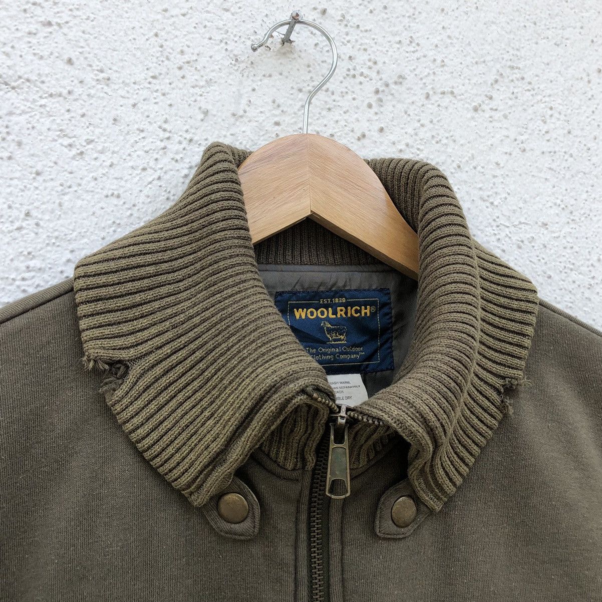 Vintage Vintage Woolrich Distressed Warm Cotton Zipper Jacket Size US XL / EU 56 / 4 - 9 Thumbnail