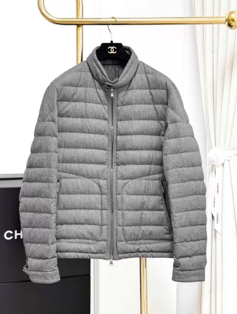 Moncler Moncler Down Jacket Size 4 Size S / US 4 / IT 40 - 1 Thumbnail