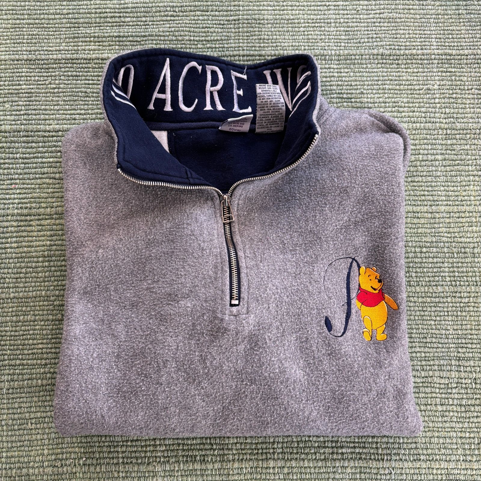 Vintage Vintage Winnie The Pooh Gray Fleece Quarterzip Sweatshirt Size US XL / EU 56 / 4 - 11 Thumbnail
