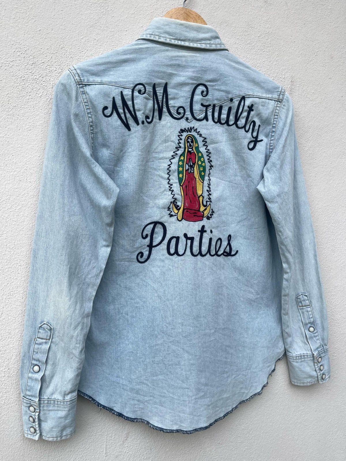 Designer × Japanese Brand × Wacko Maria Wacko Maria Guilty Parties Wash Denim Western Shirt Size US S / EU 44-46 / 1 - 16 Thumbnail