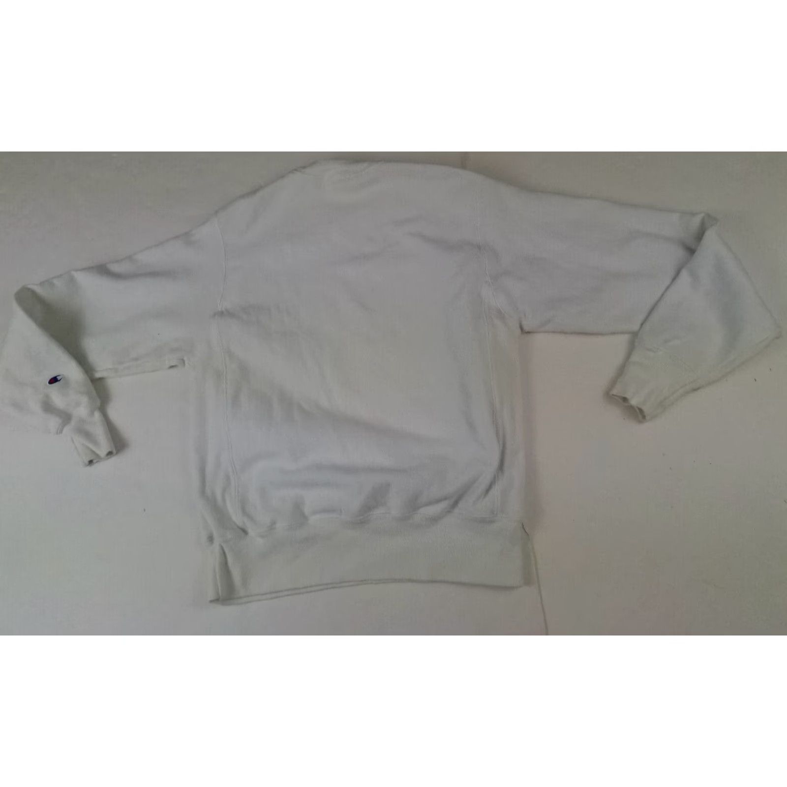 Champion VINTAGE? Woman Champion Reverse Weave White Sweatshirt S Small Crew Neck Long Sleeve Pullover Activewear Canvas Cotton Regular Womens Size S / US 4 / IT 40 - 4 Thumbnail