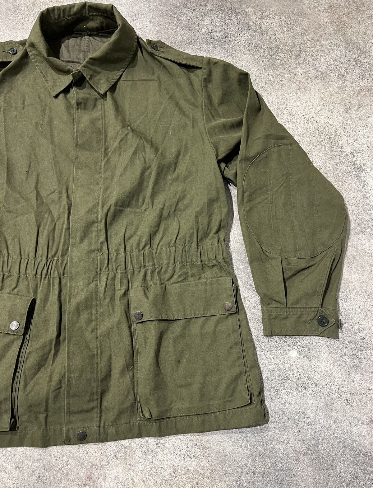 Vintage Vintage military army jacket Size US M / EU 48-50 / 2 - 3 Thumbnail