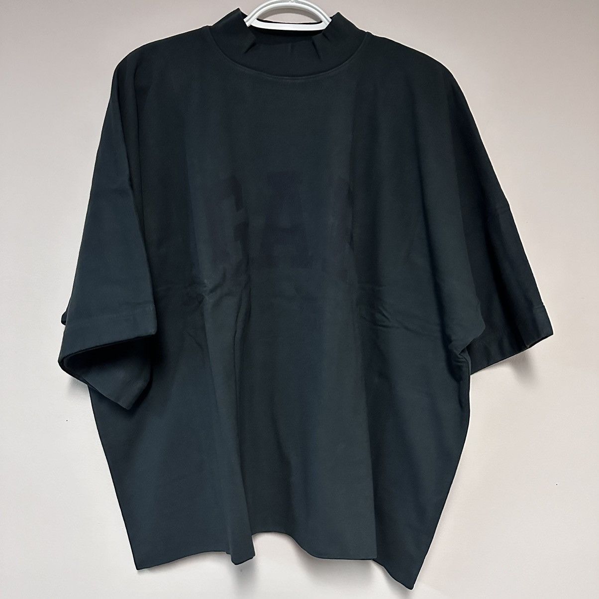 Yeezy Gap 78 Crop Dove No Seam Tee