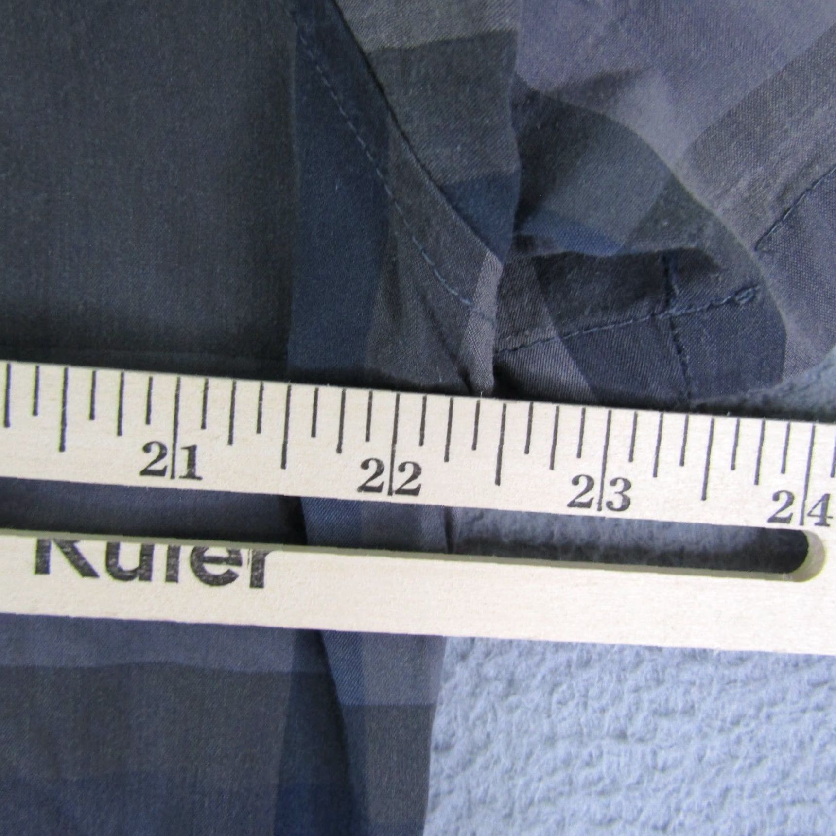 Vintage VINTAGE Red Bull Women's Casual Shirt XL Gray Plaid Button-Up Full Zip Cotton Blend Outdoor Size XL / US 12-14 / IT 48-50 - 6 Thumbnail