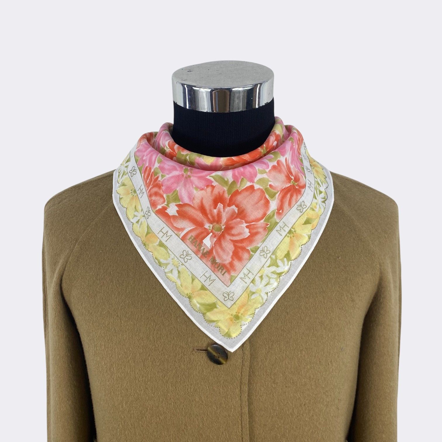 Hanae Mori Vintage Hanae Mori Handkerchief Neckerchief Bandana H106R Size ONE SIZE - 2 Thumbnail