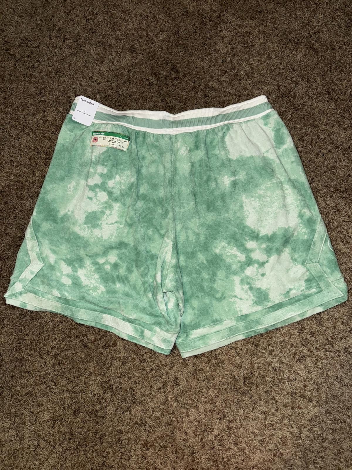 Nike Jordan Men’s Suede Green Diamond Shorts J Balvin Size US 44 / EU 60 - 5 Thumbnail