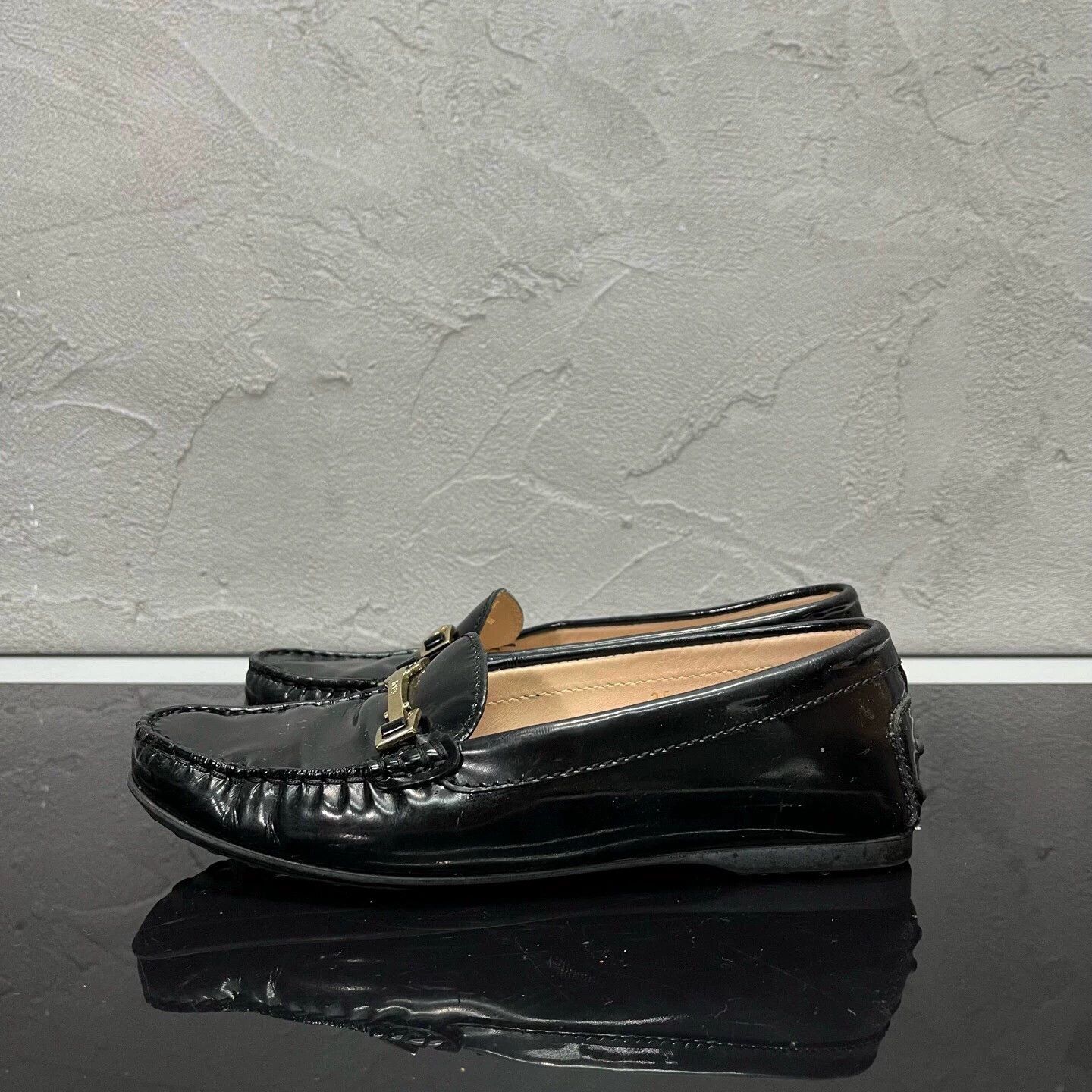Tod's TOD'S Women's Padlock Gommino Loafers 35 98 New Size US 4 / IT 34 - 4 Thumbnail