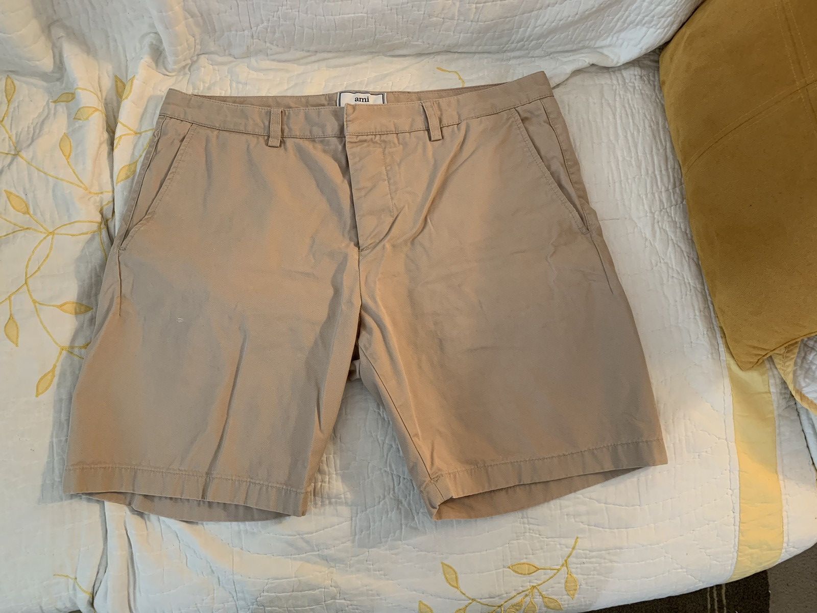 image of Ami Khaki Shorts, Men's (Size 36)