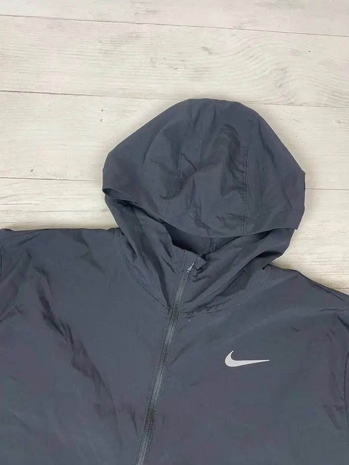 Nike Nike Dri Fit Run Jacket Track Swoosh Windbreaker Size US XL / EU 56 / 4 - 2 Thumbnail