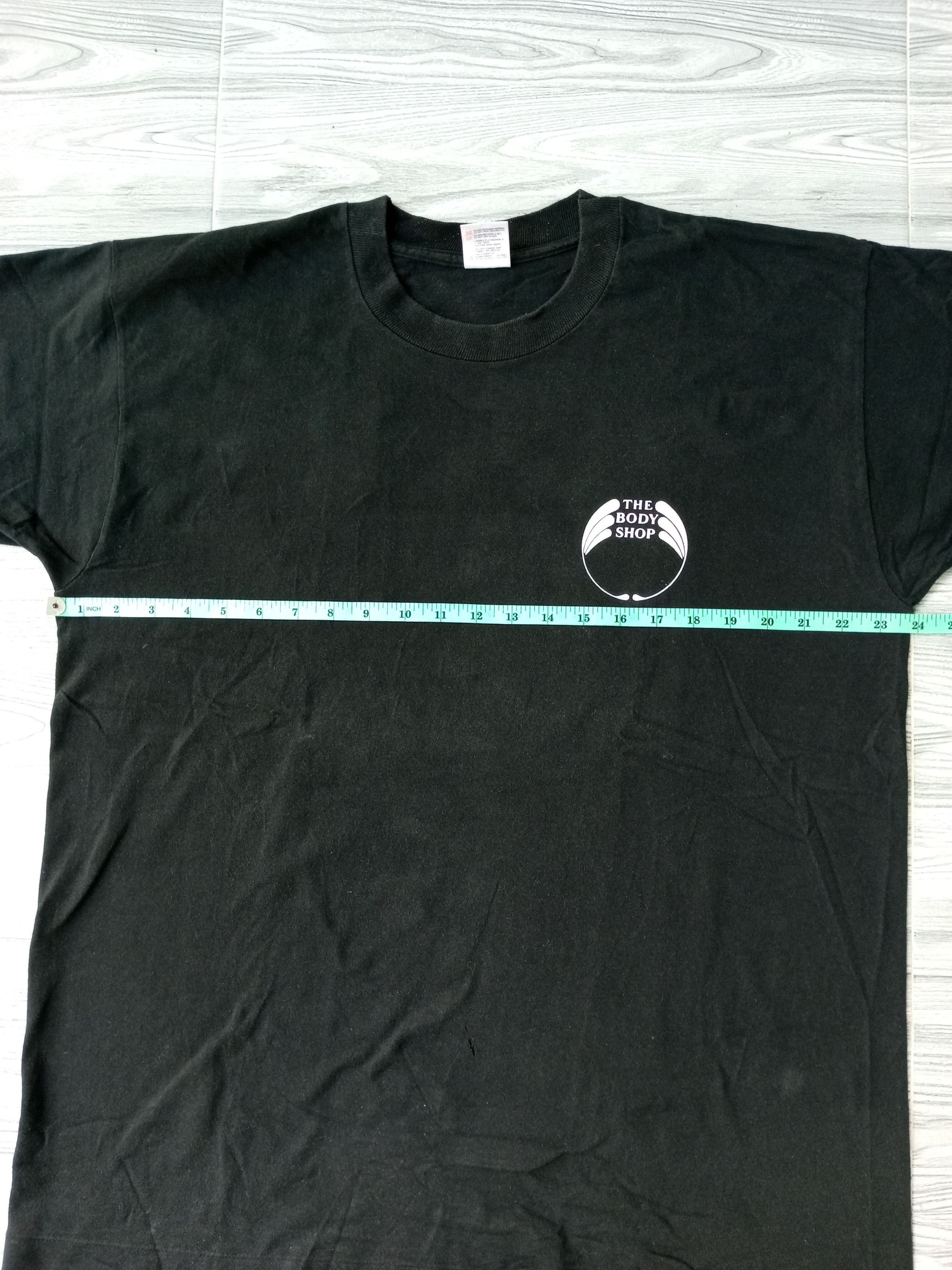 Vintage Vintage The Body Shop T-shirt Againts Animal Testing Size US XL / EU 56 / 4 - 7 Thumbnail