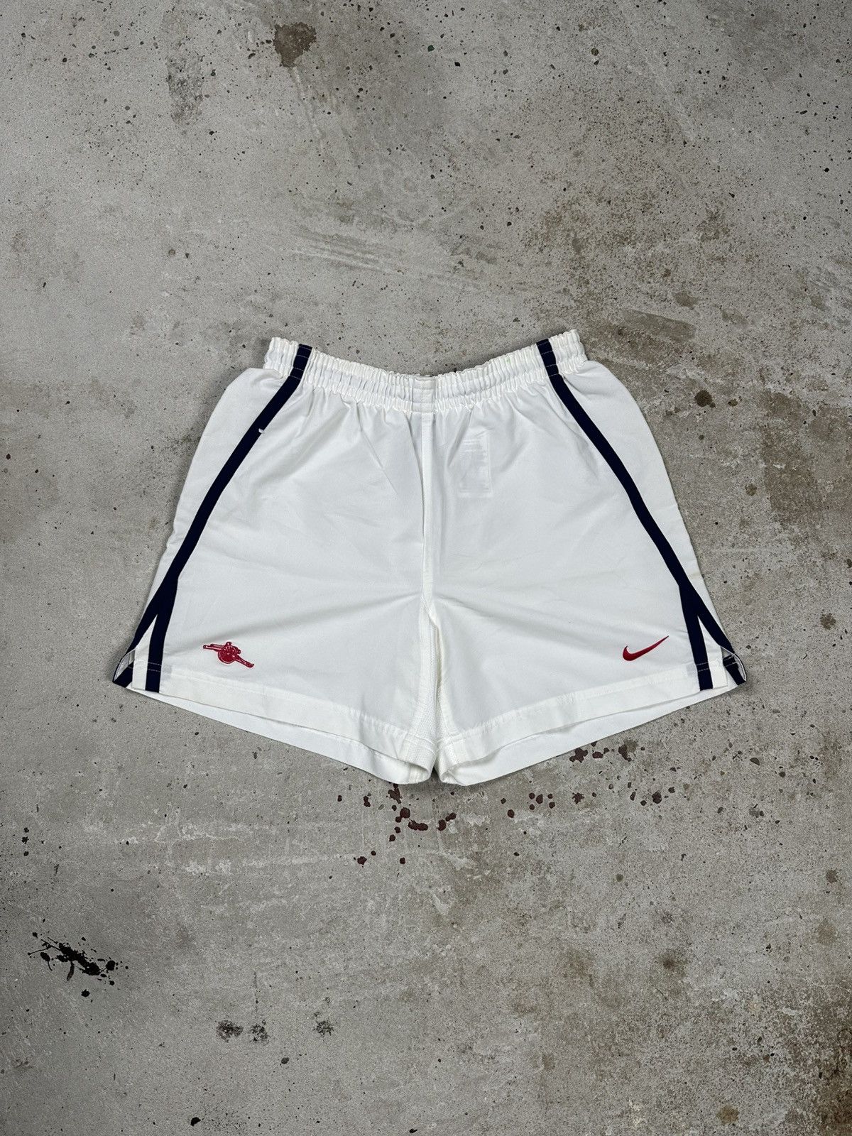 Nike × Vintage Vintage 90s Nike x Arsenal Home Soccer Shorts Swoosh Size US 30 / EU 46 - 1 Thumbnail