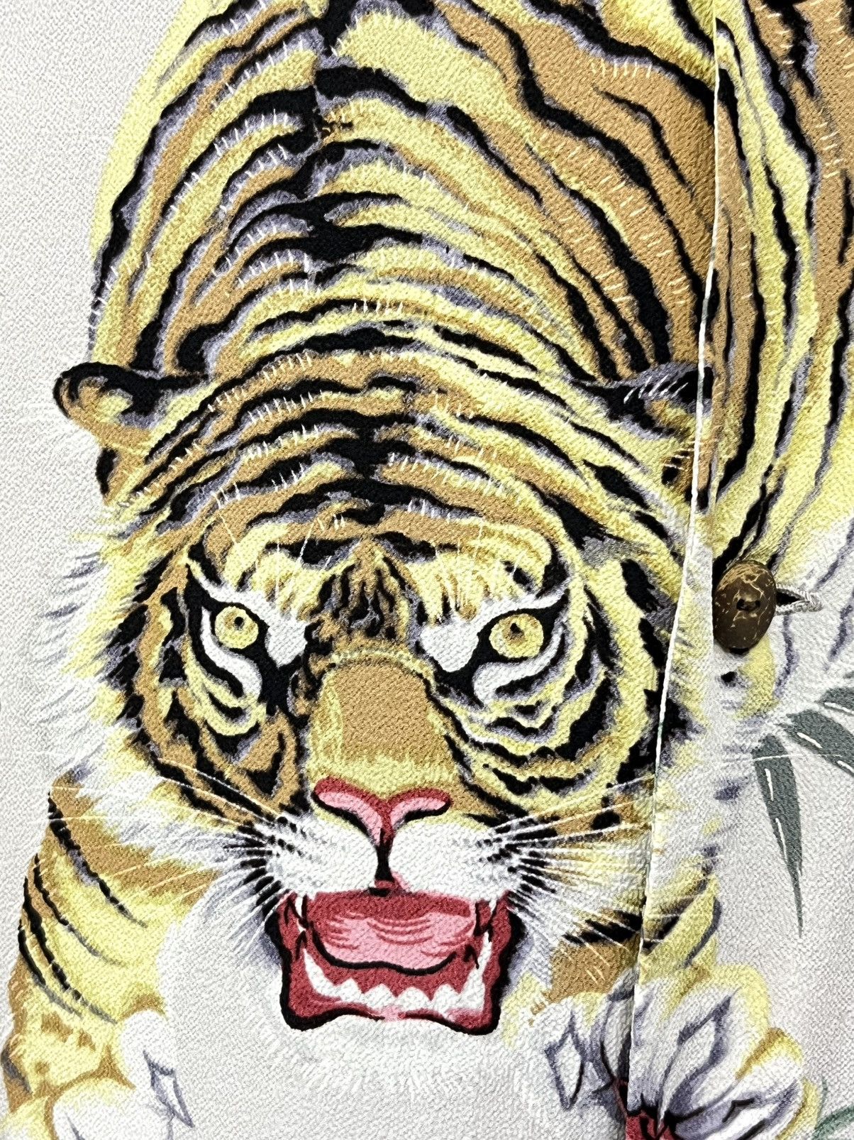 🔥Vintage Sun Surf Toyo Enterprise Tiger Bamboo Rayon Aloha