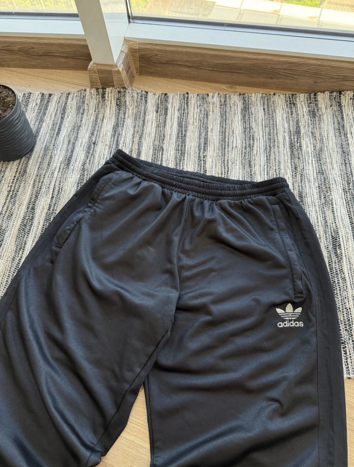 Adidas Adidas Chile 62 Track Pants Mens Large Black Sports pants Size US 32 / EU 48 - 3 Thumbnail