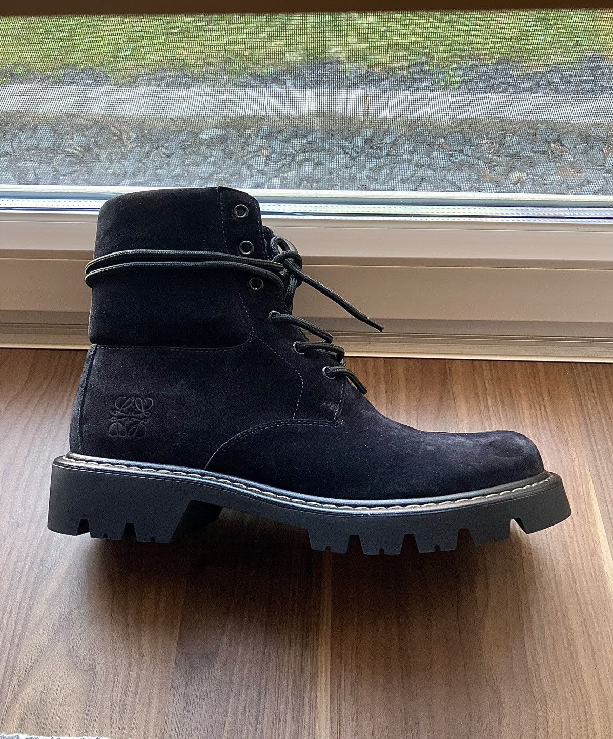 Loewe Loewe: Sierra combat ankle boot in suede Black Size US 11 / EU 44 - 1 Thumbnail
