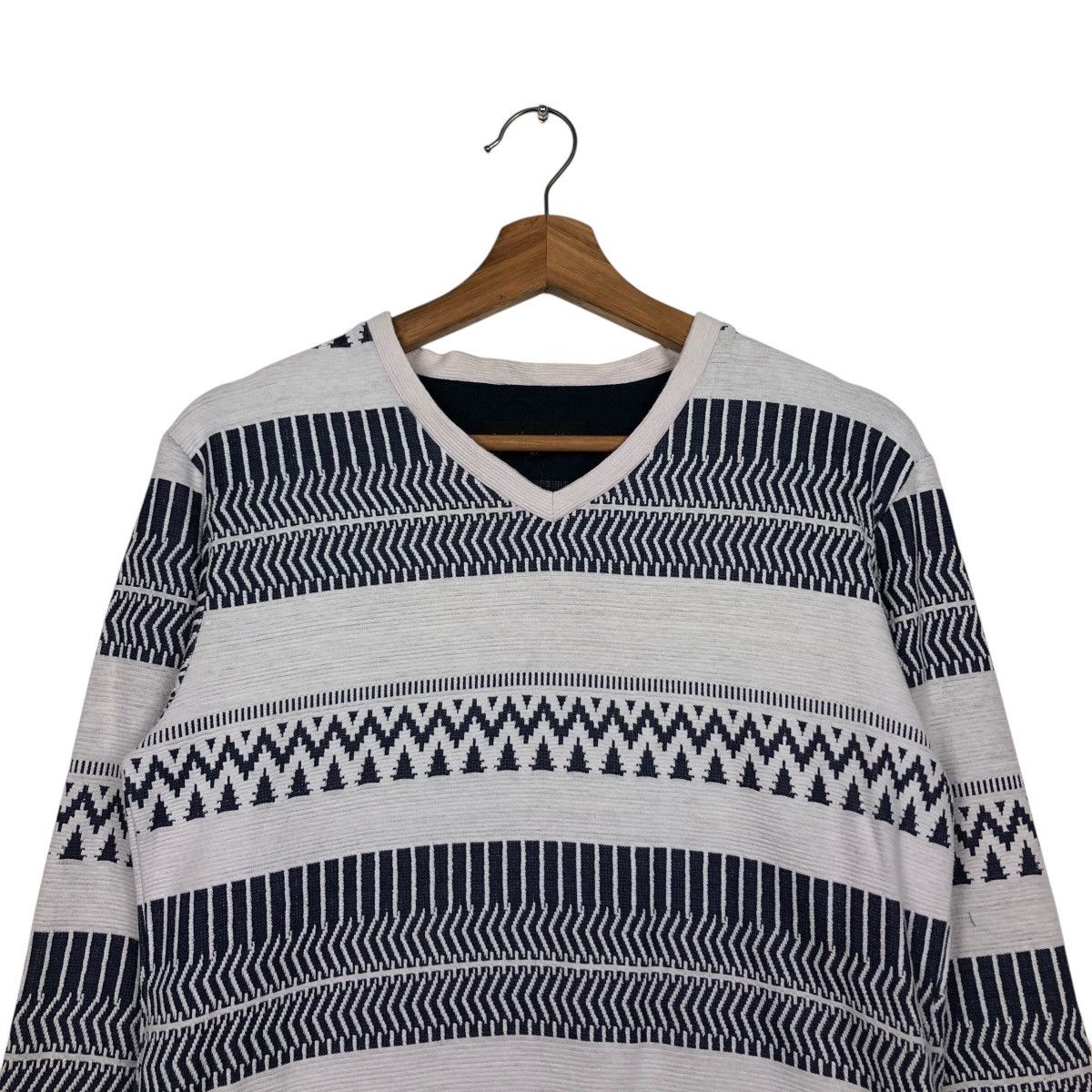 In The Attic 📌Vintage Long Sleeve In The Attic Navajo Native Design Size US M / EU 48-50 / 2 - 4 Thumbnail