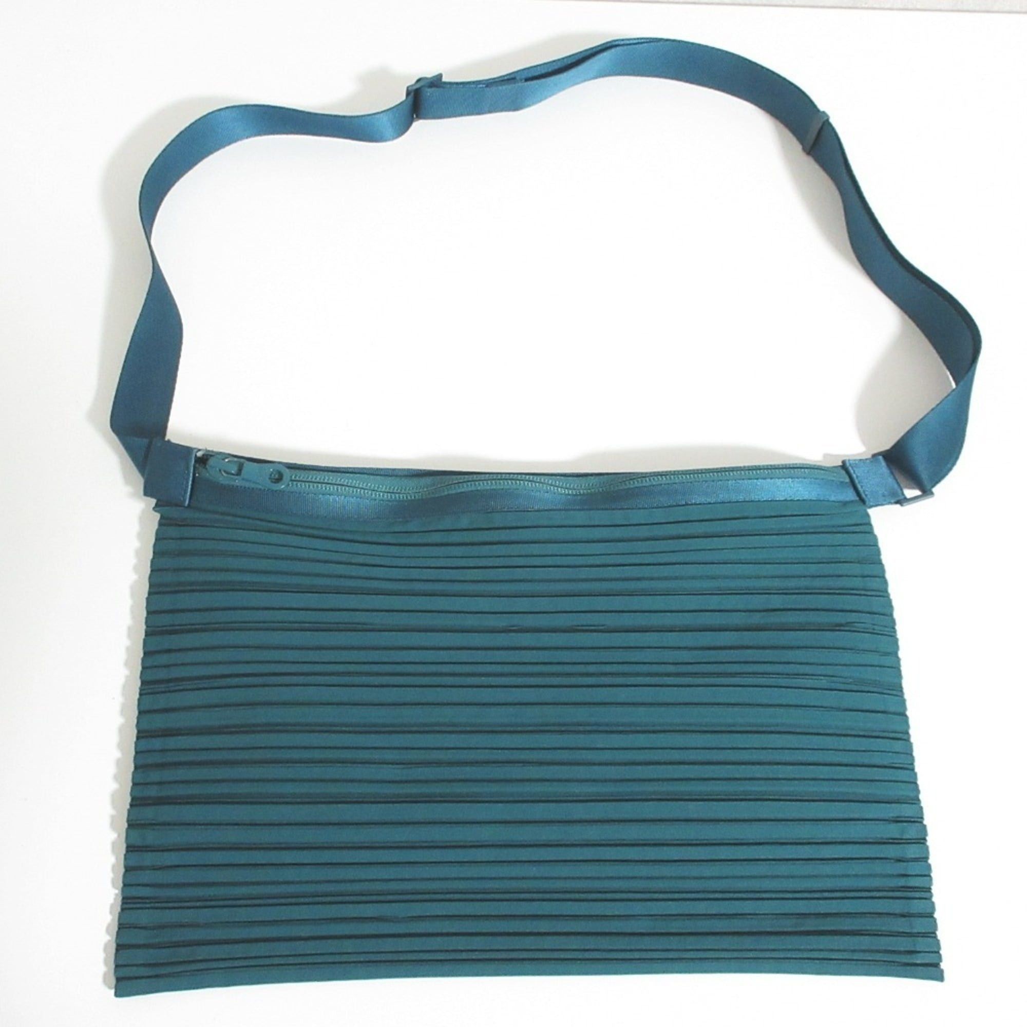 Issey Miyake PLEATS PLEASE ISSEY MIYAKE Shoulder Bag PP12-AG541 Green Women's Size ONE SIZE - 1 Thumbnail