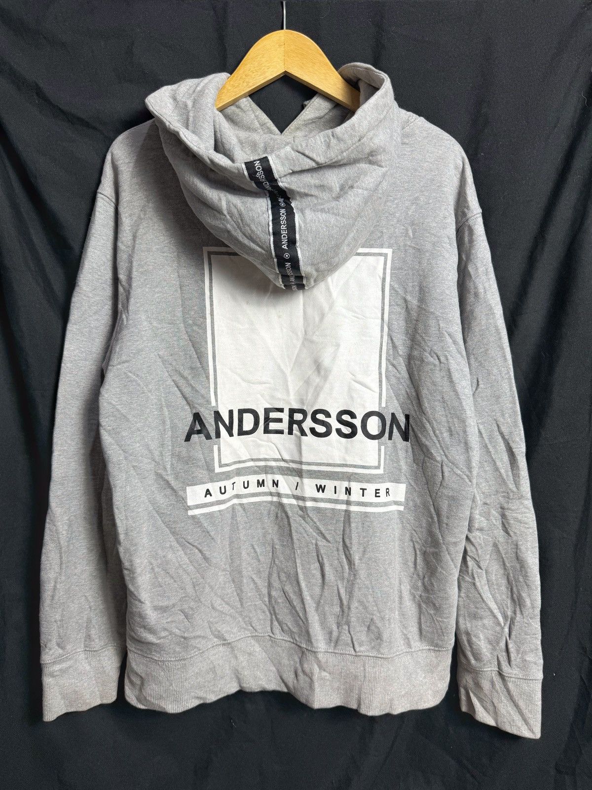 Andersson Bell × J.W.Anderson Andersson Bell Autumn Winter Andersson Bell × J.W.Anderson Andersson Bell Autumn Winter