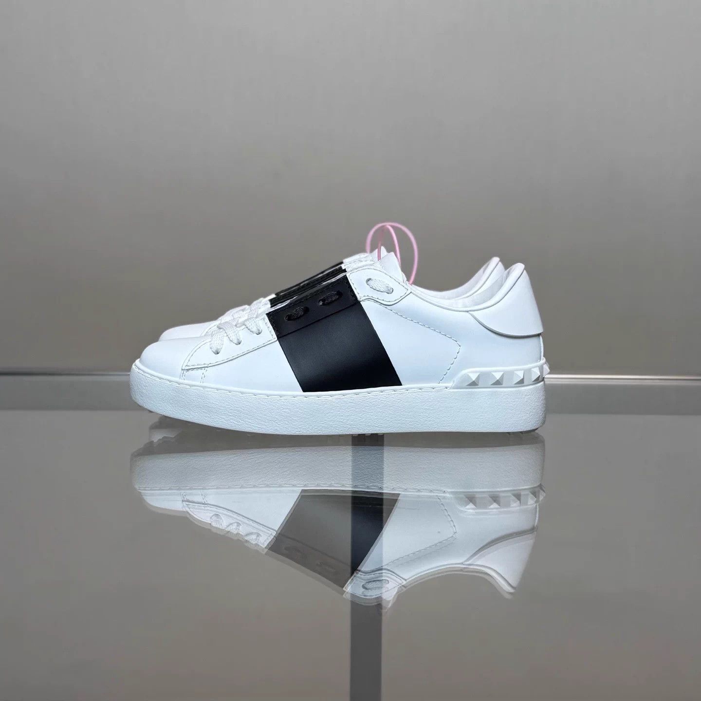 Valentino Valentino Open Studded White Sneakers 35.5 Size US 5 / IT 35 - 5 Thumbnail