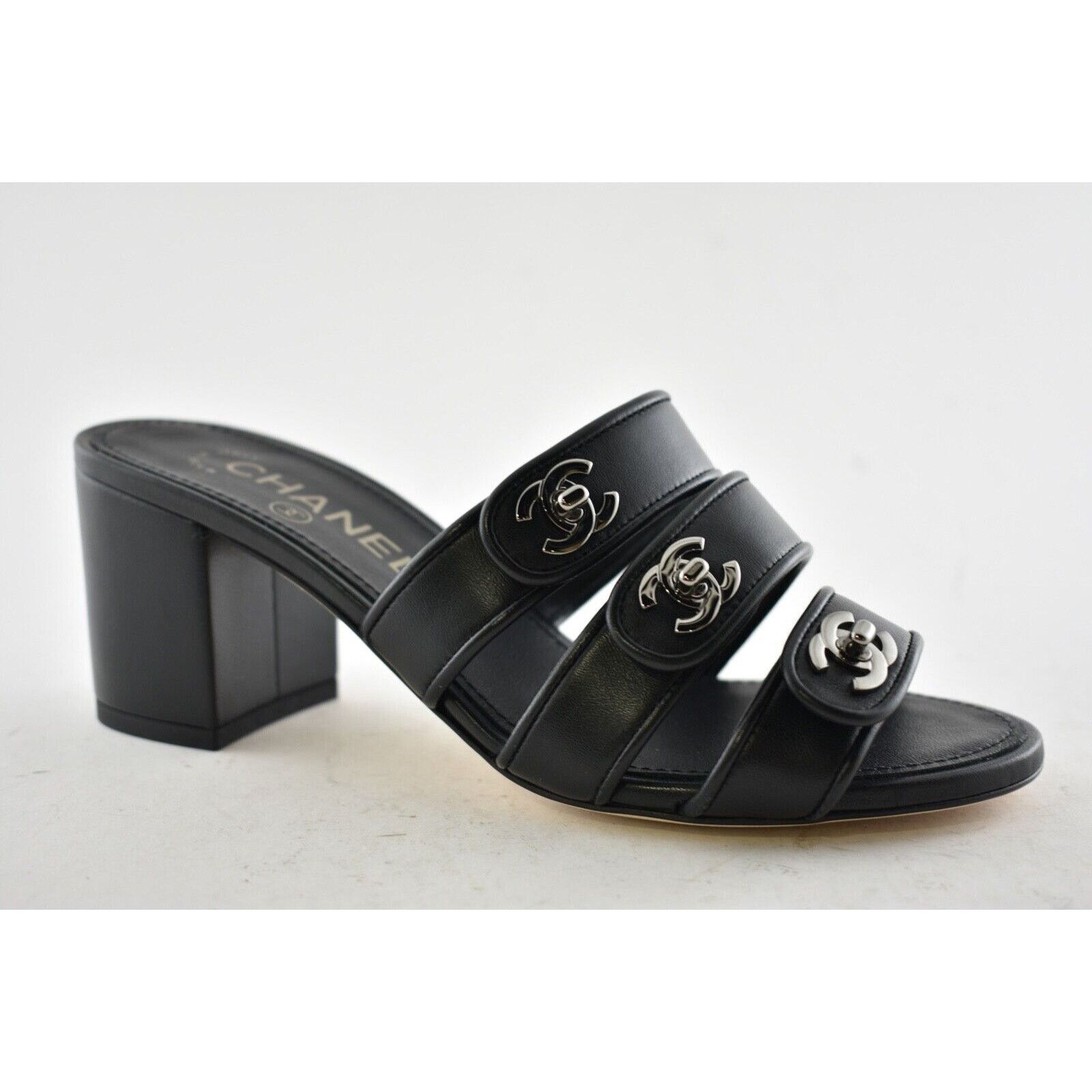 Chanel 19P Turnlock CC Logo Mule Strap Slide Block Heel Sandal 36 Size US 6 / IT 36 - 4 Thumbnail