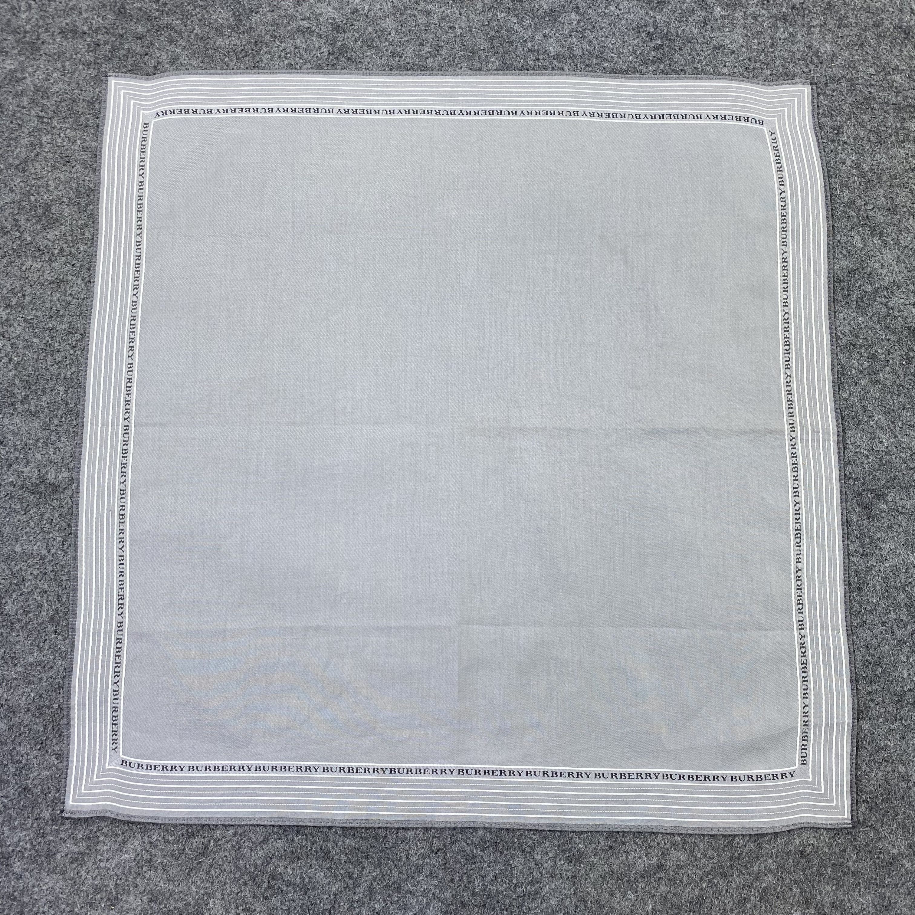 Burberry Burberry Handkerchief / Bandana / Neckerchief-B2254 Size ONE SIZE - 3 Thumbnail