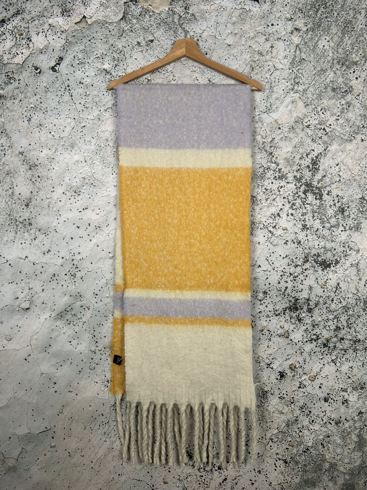 Vintage Vintage Viscose Big Scarf Avantgarde Streetwear Designer Size ONE SIZE - 1 Thumbnail